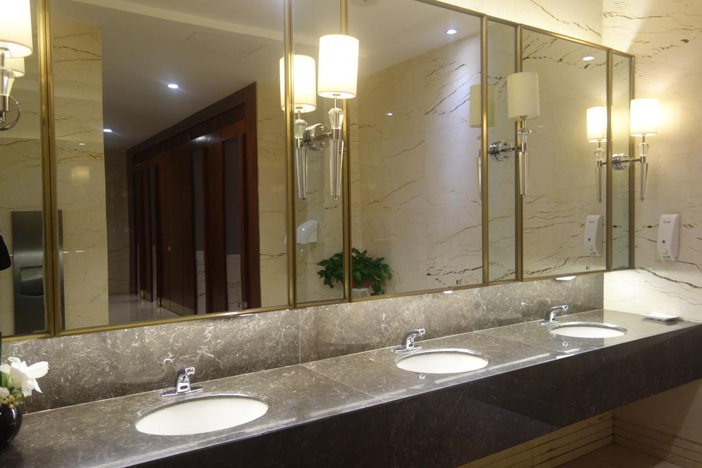 Lanzhou Legend Hotel Extérieur photo
